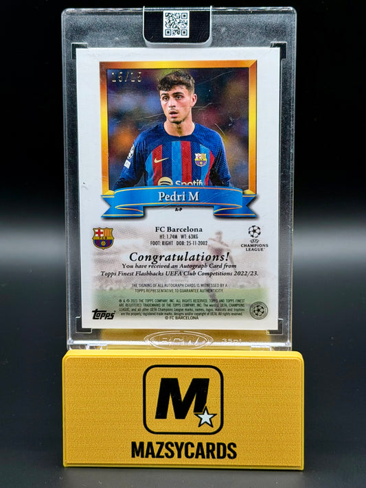 2022-23 Topps Finest Flashbacks Uefa Pedri Auto 15/15 Gold